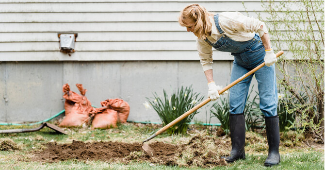 Don't Let Yard Work Wreck Your Back This Summer image